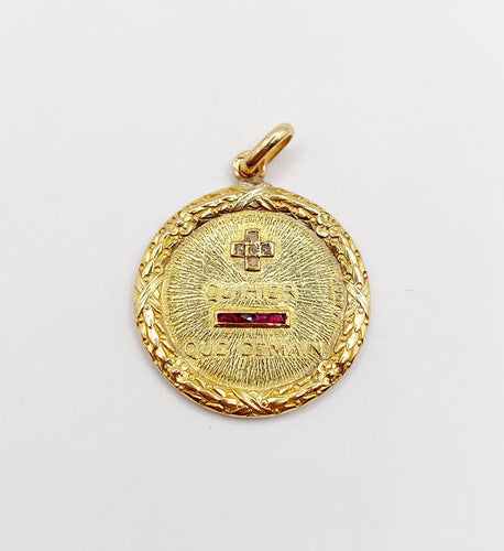 Pendentif RARE Pendentif médaille d'amour AUGIS 22mm or 18k diamant et rubis : "+ qu'hier - que demain" (circa 1930) 58 Facettes A04116