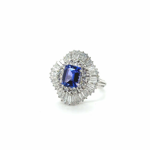Bague 56 Bague Jupe Or blanc - Tanzanite et Diamants - Année 70 58 Facettes 1.0002595/1