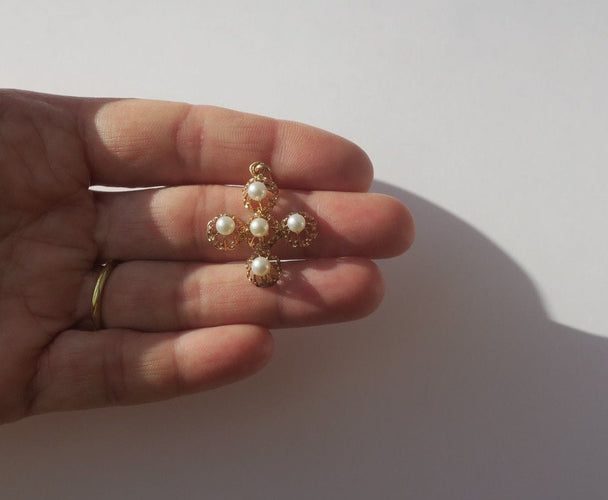 Collier Croix or rose perles XIXe 58 Facettes