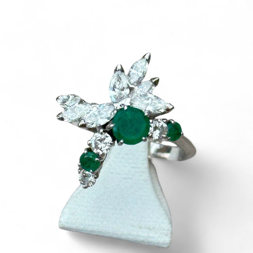 Bague 53 Bague émeraude diamants 58 Facettes