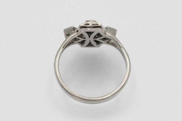 Bague Bague Art Déco en or blanc et platine avec diamants et tourmalines 58 Facettes 11616