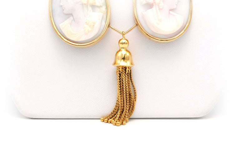 Collier Collier Napoléon III en or jaune et camée coquillage 58 Facettes 21527-2