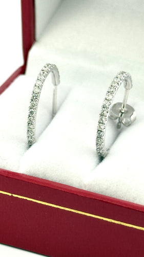 Boucles d'oreilles Créole en or blanc 18 carats et diamants 58 Facettes