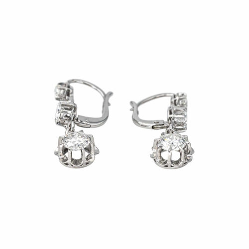 Boucles d'oreilles Boucles d'oreilles Dormeuses Or blanc Diamant 58 Facettes 4387236CN
