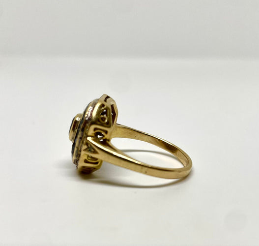 Bague 57 Bague Art Déco or jaune, saphirs et diamants 58 Facettes