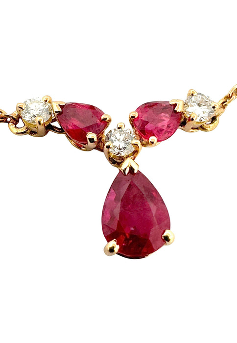 Collier Collier or jaune, diamants et rubis poires 58 Facettes