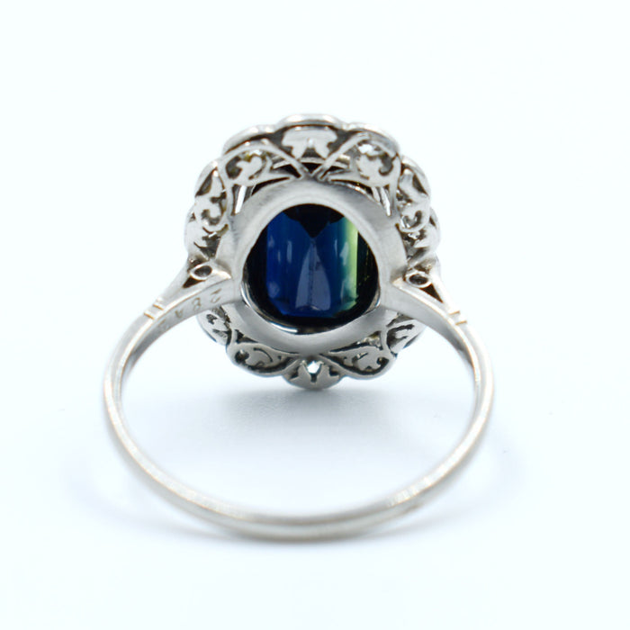 Pompadour-Ring aus Platin-Saphir und Diamanten