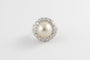 Bague Bague en or blanc, perle de culture à noyau eau de mer et diamants 58 Facettes 154329