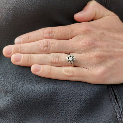 Bague 49 Bague Albine marguerite de diamants or blanc 58 Facettes 20