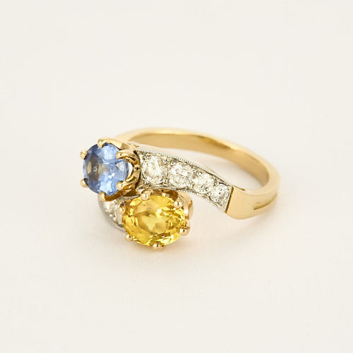 Bague 56 Bague Toi & Moi en or jaune, platine, saphir bleu, saphir jaune et diamants 58 Facettes B240722