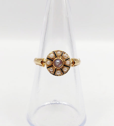 Bague 53 Bague cible antique or jaune 18k perles et émail noir (circa 1900) 58 Facettes A06001