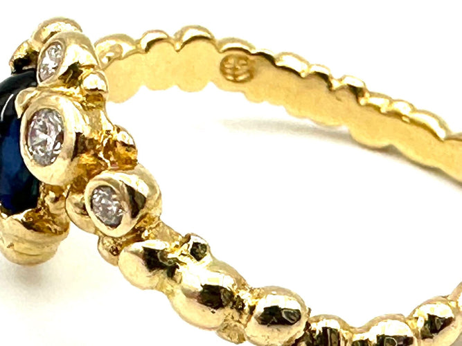 Bague 54 GILBERT ALBERT. Bague or jaune 18K, saphir et diamants 58 Facettes