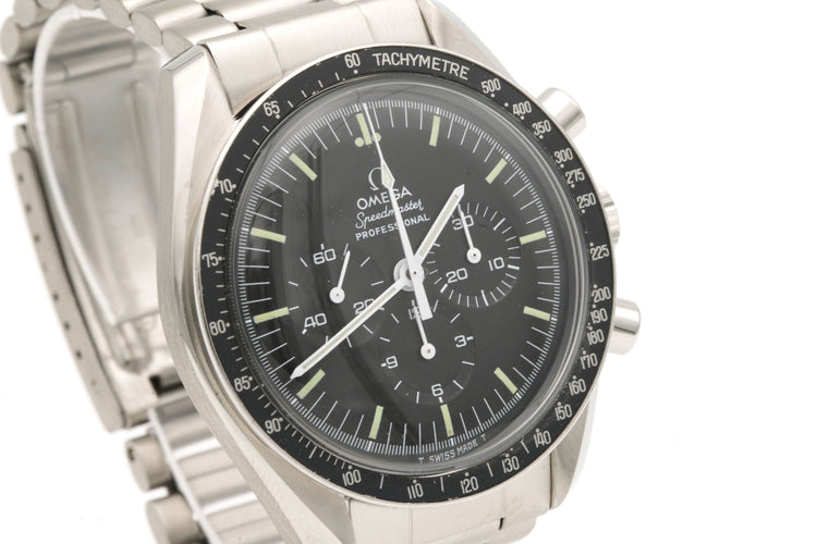 Montre OMEGA - Montre Speedmaster Moonwatch chronographe 145.022 58 Facettes Omega-speed