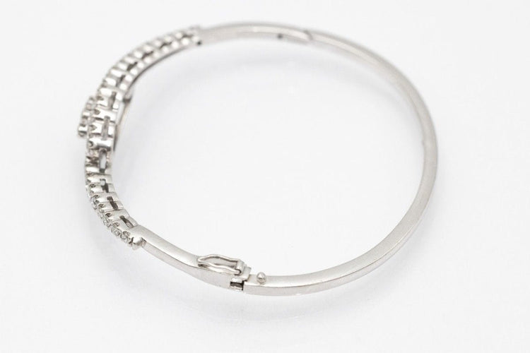 Bracelet Bracelet rigide de luxe en or blanc avec diamants de 1,45 ct, France, 2e moitié du 20e siècle 58 Facettes 10362