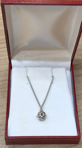 18-carat white gold necklace with diamond pendant Daisy 