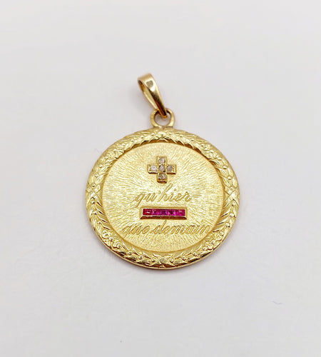 Pendentif Augis - Pendentif médaille d'amour 23 mm en or 18k, diamant et rubis 58 Facettes A06356