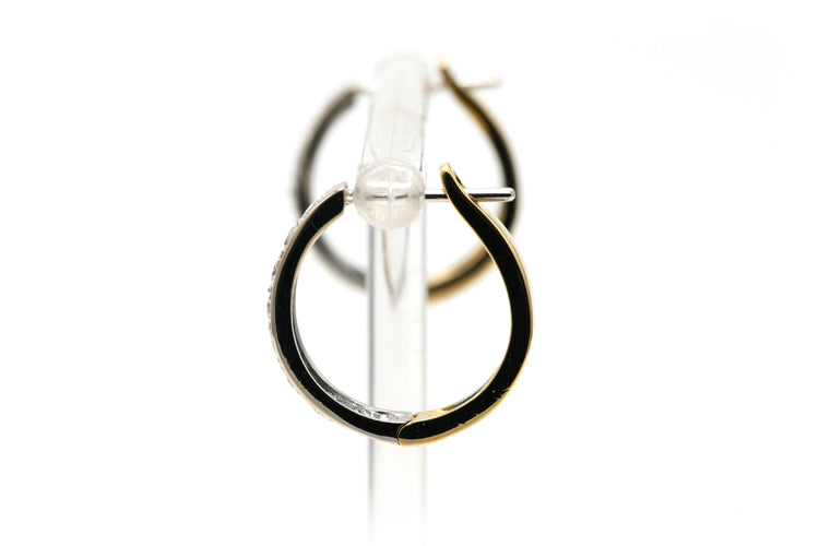 Současné náušnice osazené diamanty ze žlutého a bílého 18k zlata 