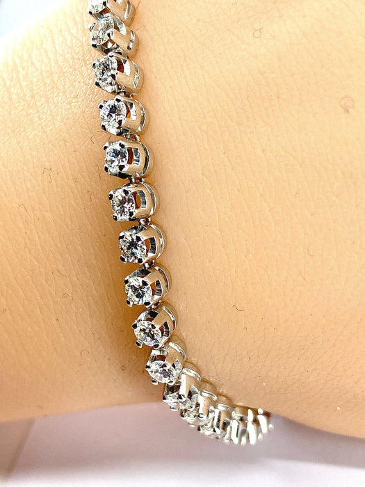 Bracelet Bracelet ligne or blanc serti de 41 diamants 4,10 carats 58 Facettes 421