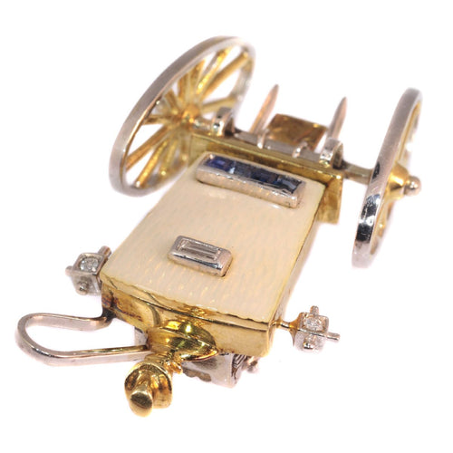 Broche Carrosse enchanté : une broche en or vintage des années 50 inspirée de Mellerio 58 Facettes 19220-0011