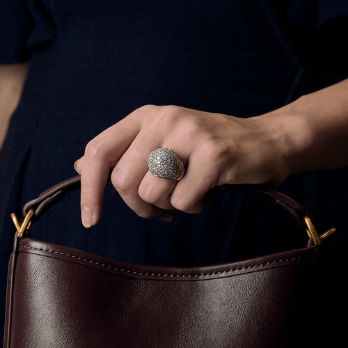 Ring Le Mont des Diamants witgoud en diamanten 