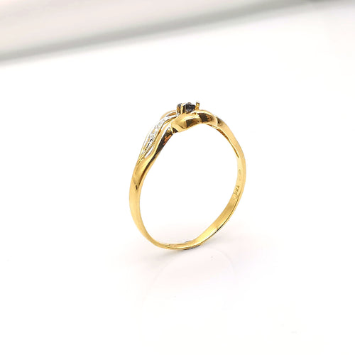 Bague 57 Bague florale or et saphir 58 Facettes