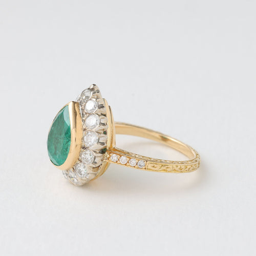 Bague 52 BAGUE EMERAUDE ENTOURAGE DIAMANTS OR JAUNE 18K 58 Facettes