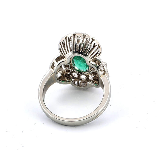 Bague 55 Bague vintage des années 50 avec émeraude 1,40 Ct et diamants taille ancienne 2,50 Ct 58 Facettes