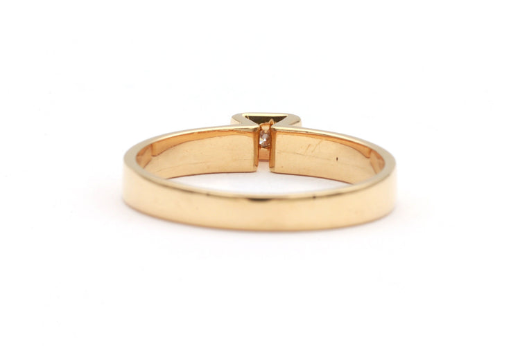 Bague 52 Bague contemporaine en or jaune sertie d'un diamant (0.03ct) 58 Facettes 22912