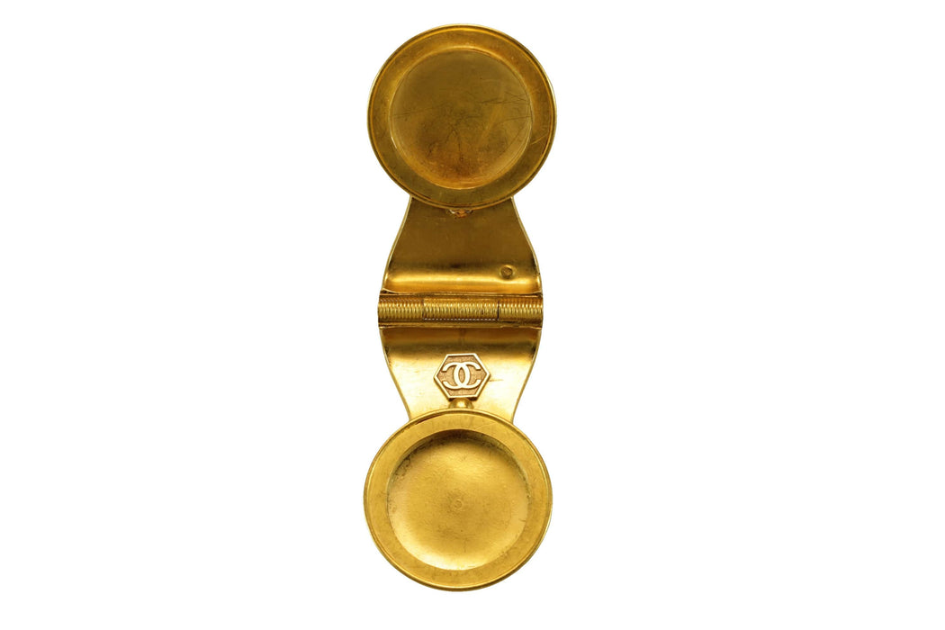 Castellani antique gold bulla