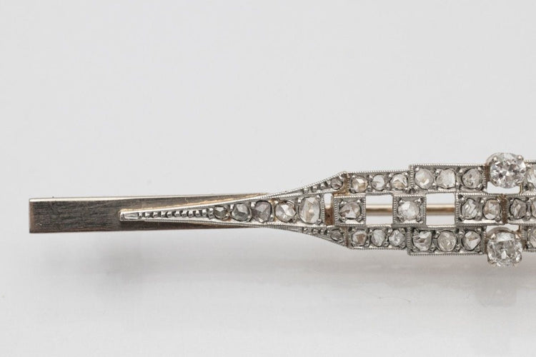 Geometric Art Déco yellow gold and platinum brooch with diamonds 58 Facettes 10838