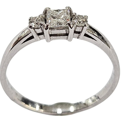 Bague Bague en or blanc faite main, diamant naturel taille princesse 58 Facettes E01