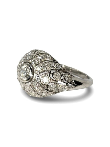 Antique ring in 18K white gold and 0.75 ct diamonds 
