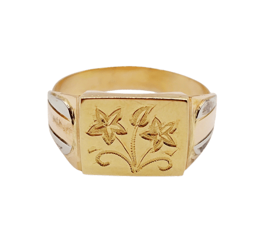 Bague 55.5 Bague chevalière antique fleurs finement ciselées en trois ors 18k 58 Facettes A06432