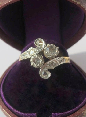 Bague 58 Bague Toi et Moi XIXe Volutes Diamants or jaune et platine 58 Facettes
