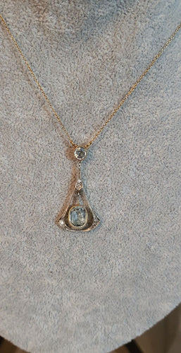 Collier Collier Art Déco ors jaune et blanc, aigue-marines, diamants 58 Facettes