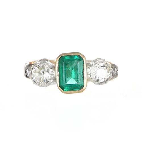 Bague 55 Bague en or jaune, argent, émeraude, diamant 58 Facettes