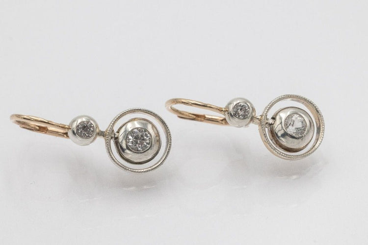 Boucles d'oreilles Boucles d'oreilles pendantes viennoises avec saphirs blancs du début du XXe siècle 58 Facettes 11290