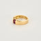Bague 51 Bague or jaune et rubis 58 Facettes CLA0429