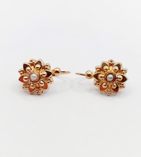 Boucles d'oreilles Dormeuses antique or rose 18k et perle (circa 1900) 58 Facettes A05899