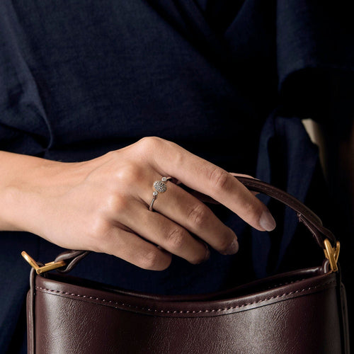 Bague 65 Bague en or jaune, or blanc, Tanzanite et diamants 58 Facettes RAM3128