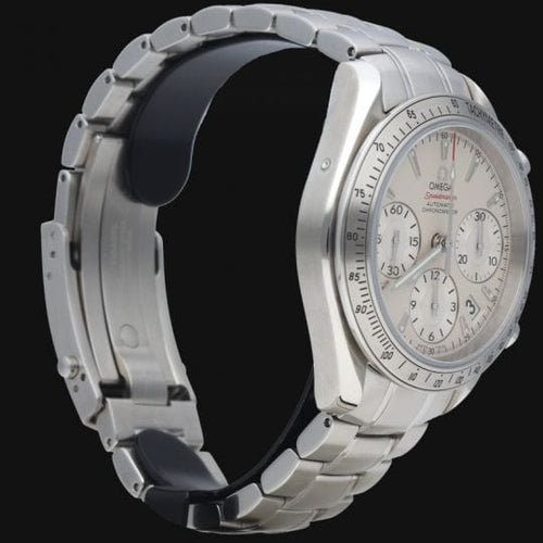 Montre Omega Montre Speedmaster Date Chronograph 58 Facettes MT41423