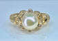 Bague 52 Bague en or jaune 18 carats, perle et 38 diamants 58 Facettes AB448