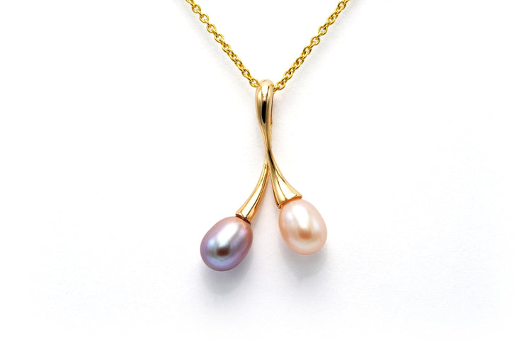 Pendentif Pendentif contemporain en or jaune 18 carats serti de perles 58 Facettes 22754