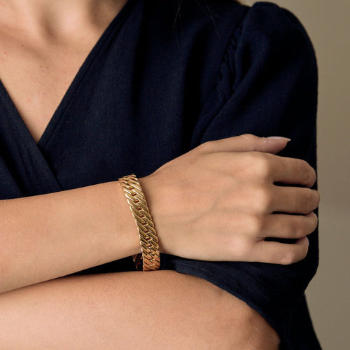 Bracelet Bracelet composé d'une maille gourmette en or jaune 58 Facettes MON0922