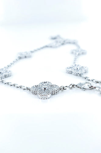 Collier Van Cleef & Arpels collier "Alhambra" pavage diamants 58 Facettes