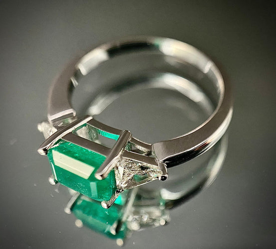 Bague 53 Bague émeraude moderne 58 Facettes