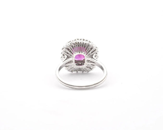 Bague Bague en or blanc avec rubis de Birmanie de 2,34 ct et diamants 58 Facettes 14173