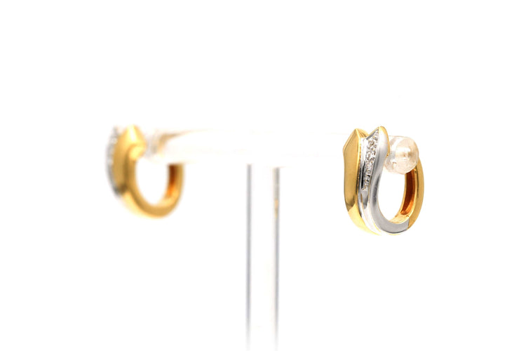 Boucles d'oreilles Boucles d'oreilles contemporaines or jaune serties de diamant (+- 0,06 ct) 58 Facettes 22914