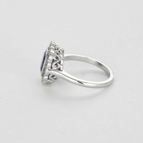 White gold, sapphire and diamond ring