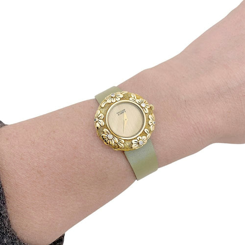Montre Montre Van Cleef & Arpels, "Tess", or jaune et diamants. 58 Facettes 35264